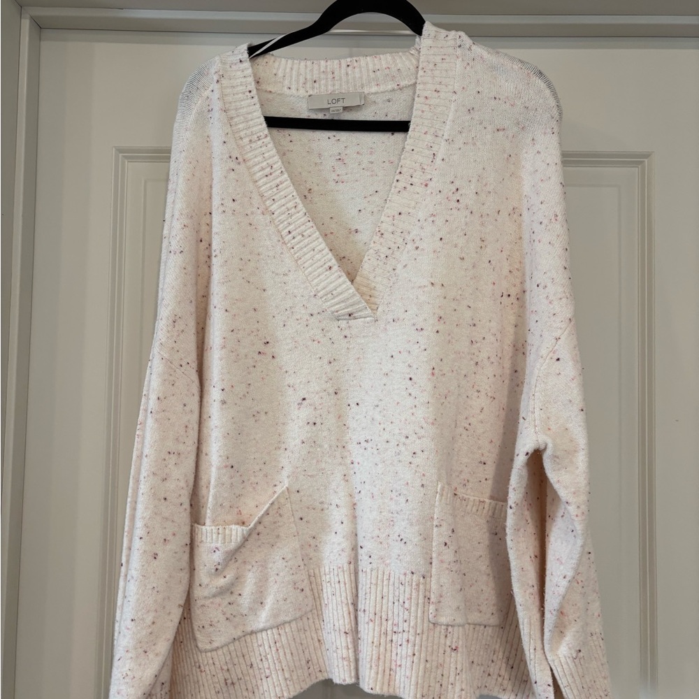 LOFT Women's Speckled V-Neck Sweater